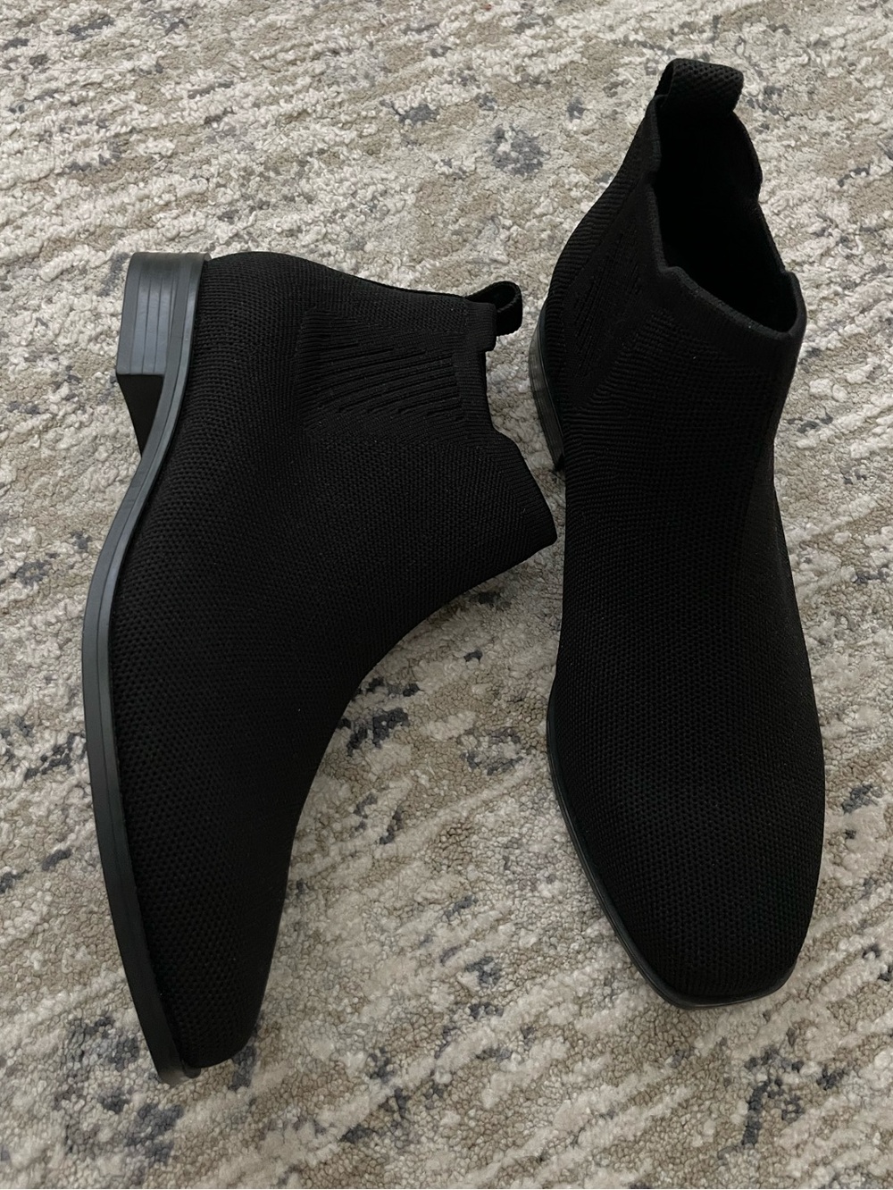 Vivaia Ryan Pro Black Chelsea Boots Size 8.5